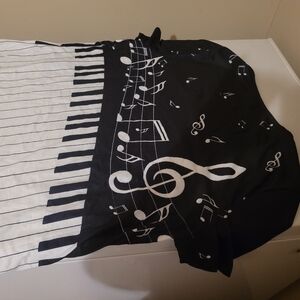 Size 2X music shirt